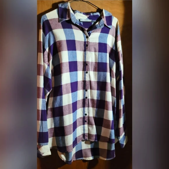 Purple plaid button up - Picture 1 of 3